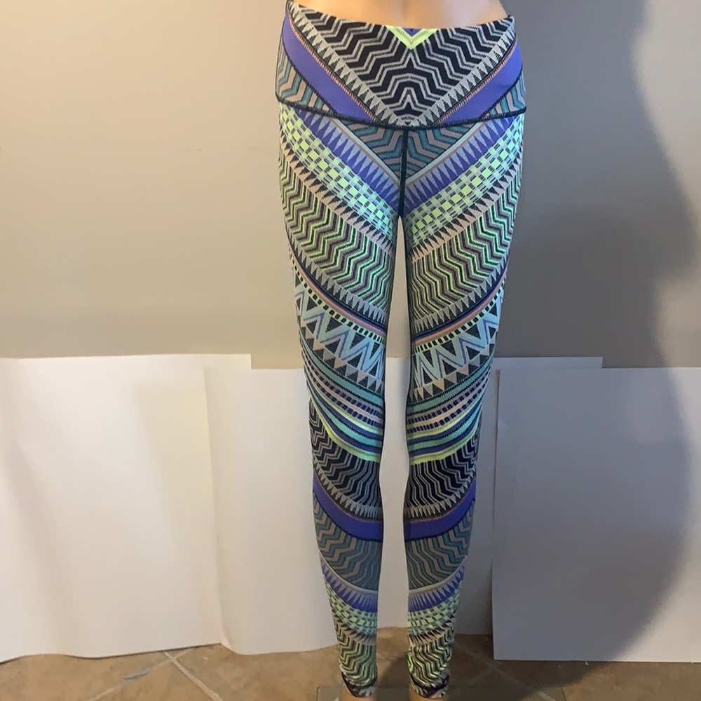Victoria’s Secret leggings